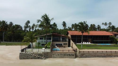 beira mar de ipioca 8 quartos in Ipioca