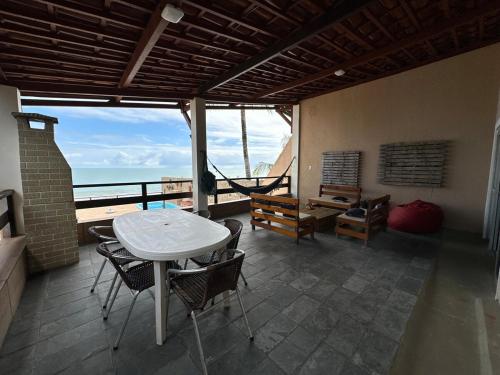 beira mar de ipioca 8 quartos in Ipioca