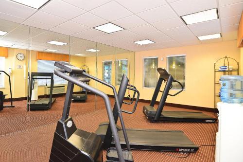 Fairfield Inn & Suites - Boone - image 11
