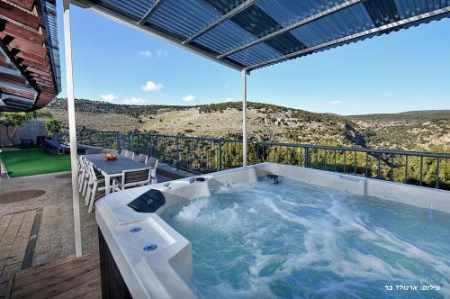 A környék, אחוזת נחל כזיב in Maalot Tarshiha