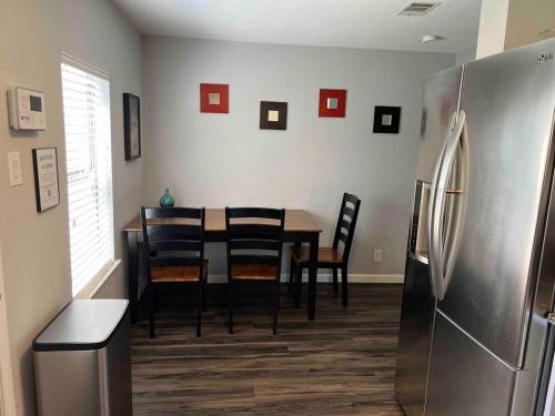 South Austin Cottage with Fiber Internet South Austin Cottage with Fiber Internet