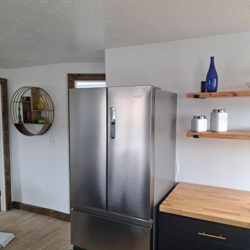 Marysvale Mainstreet Home Near Bryce Piute Trail in Monroe