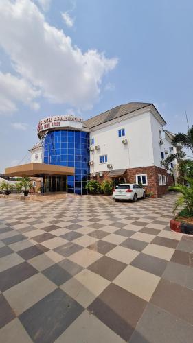 Immaculate Hotels and Apartments