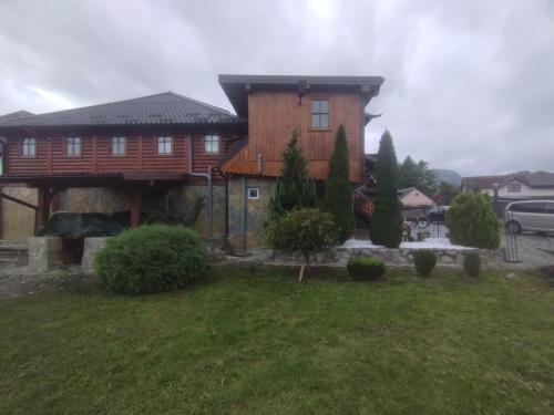 Kula Nekovic in Gusinje