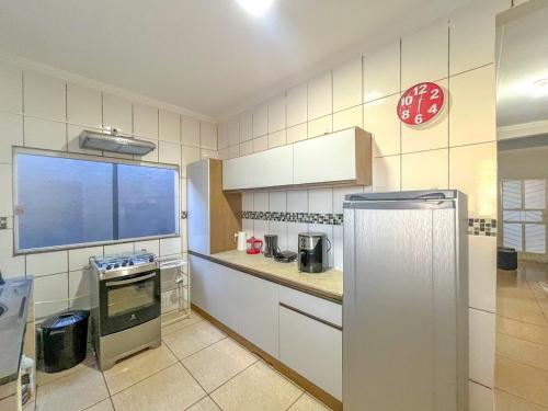 virtuve, Casa em Corinto MG - Com Piscina in Corinto