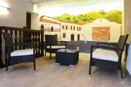 Létesítmények, Manexenea in Saint Etienne De Baigorri