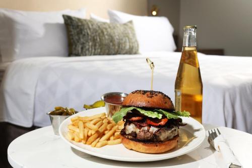 voco Hermosillo by IHG