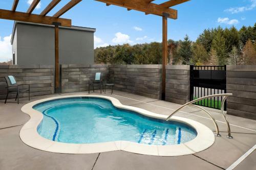 Fairfield by Marriott Inn & Suites Traverse City - 피트니스 센터