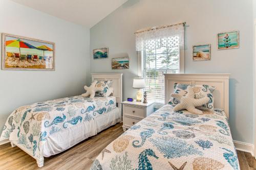 3 Mi to Myrtle Beach Condo with Pool Access