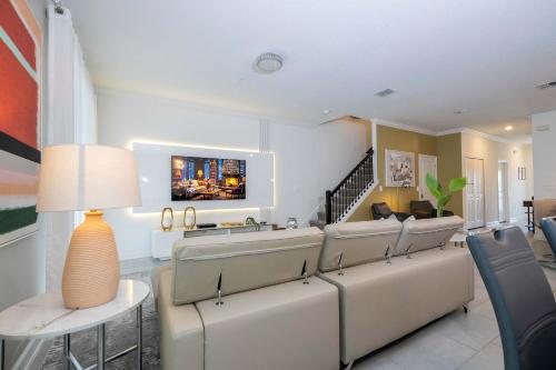 Storey Lake 5Bd Pool Waterpark Near Disney 2497 - main image