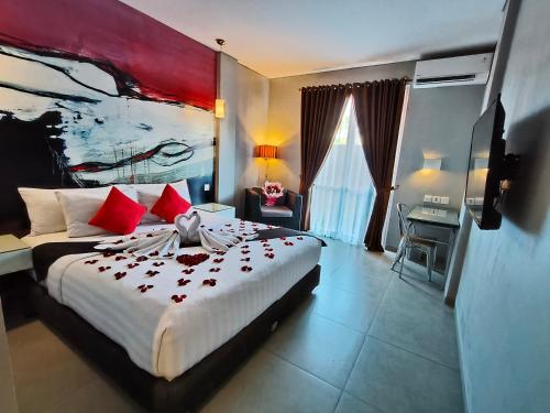 Deluxe Double Room image 6