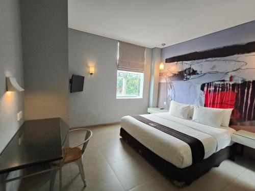 Superior Double or Twin Room image 8