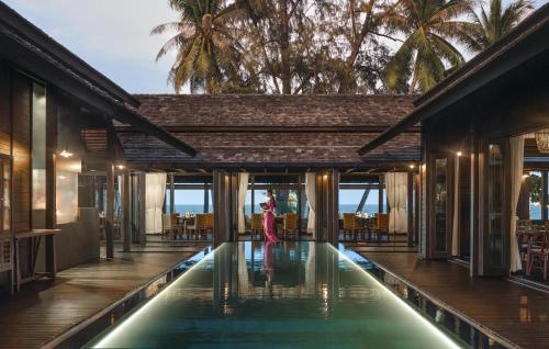 餐廳, 金普頓吉塔萊蘇梅島酒店-洲際酒店集團旗下 (Kimpton Kitalay Samui By IHG) in 曾蒙