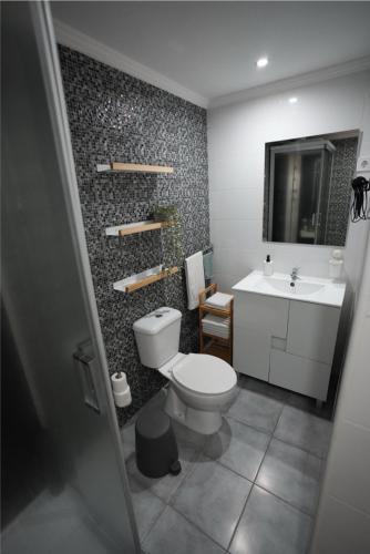 Rock's Beach Spot A Rock's Beach Spot A