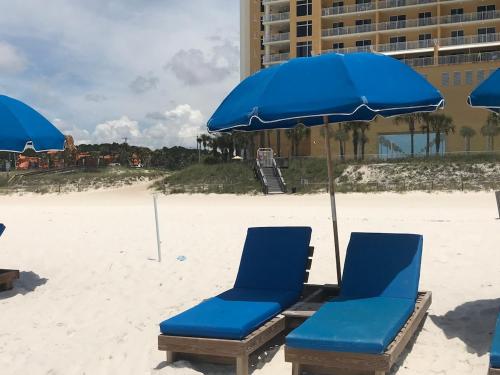 Luxury 2BR 2BA Corner Unit with epic Ocean Front views