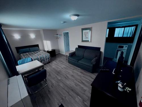 Guest Inn Motel Room Type - Studio