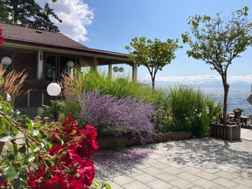 Accommodation in Powell River Regional District