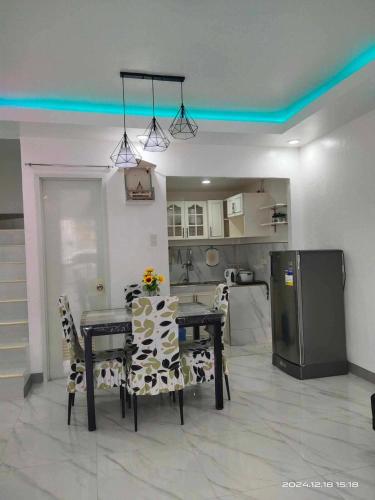 Compostela Two Story Richwood Townhome Breakfast Offered in Compostela