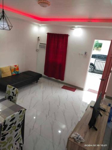 Compostela Two Story Richwood Townhome Breakfast Offered in Compostela