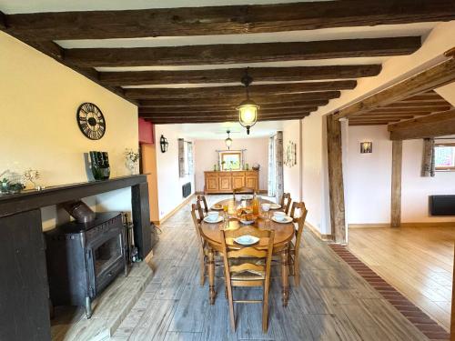 Seadmed, Le Cottage des Trotteurs - Vue - Calme - Gîte équestre (Le Cottage des Trotteurs - Vue - Calme - Gite equestre) in Fresnay-le-Samson