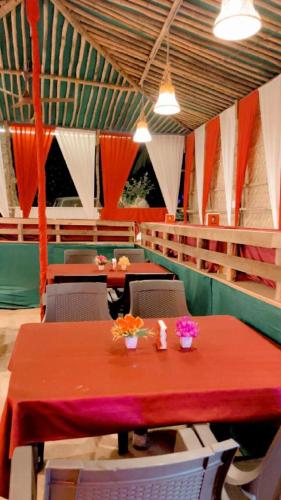 Love paradice huts photo 3