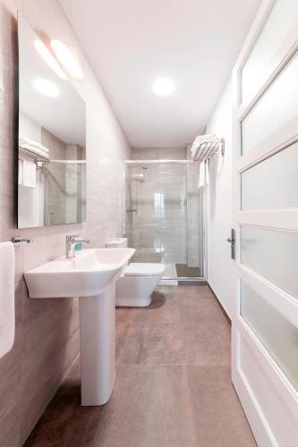 Lux Apartamentos Santiago photo