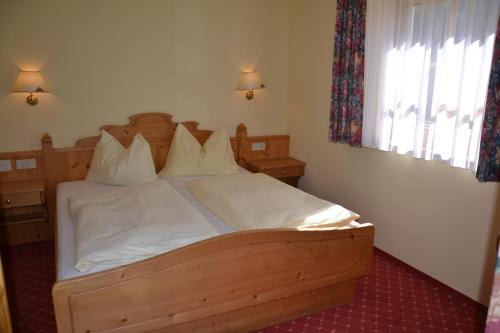 Two-Bedroom Apartment (4 Adults)