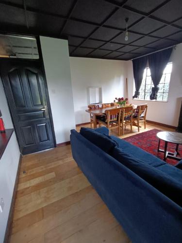 3BR Home with Pool and views Mount Kenya View in แนนยูคิ