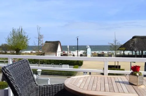 Maris Ferienwohnung Nr 48 OG mit Balkon und Meerblick in Scharbeutz, Deutschland