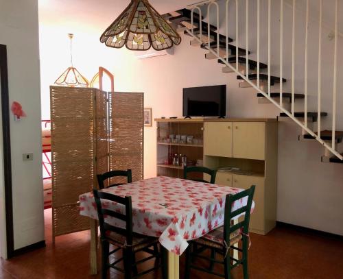 Three-Bedroom House image 7