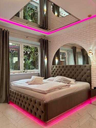 Apartament "Love Island" Jacuzzi SPA z dużą wanną z hydromasażem dla Dwojga
