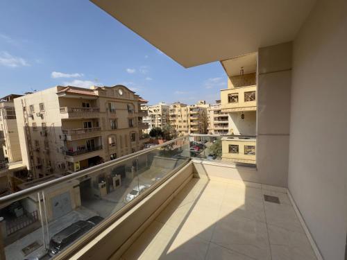 CK_1108 · Spacious 2BR Apt. 2BA Near Airport - image 11