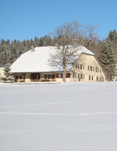 L'Annexe Apparthôtel du Haut-Doubs, 4 étoiles gîte à louer Les Hôpitaux-Vieux
