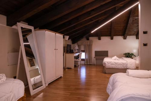 Hotel Villa Sara - image 2