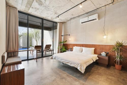 Portal Chalets With Private Pool - AlQirwan in อัล อาริด