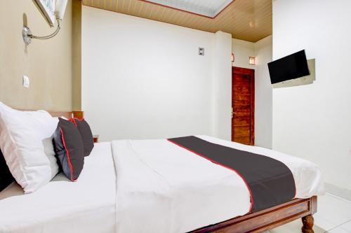 Deluxe Double Room image 3
