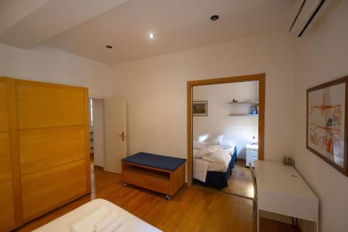 Cozy 2BR Apartment near Piazza Navona, Roma (foto 3)