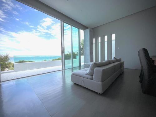 Luxury Beachfront Cottage