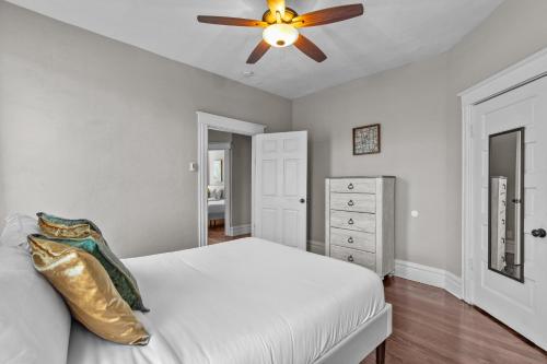4106 Cozy Shaw Sanctuary - image 11