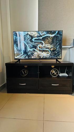 A neat studio apartment in Sandton, Sandton