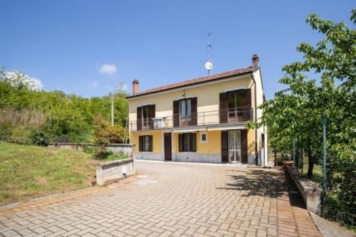 Villa Ciraldo in Monferrato with garden! x 8 Nuova Gestione gîte à louer Bozzole
