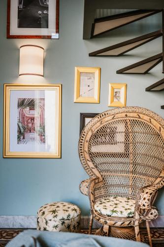 Wyposażenie, Palazzo Flora in Gallipoli