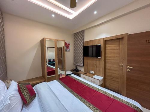 1 queen bed