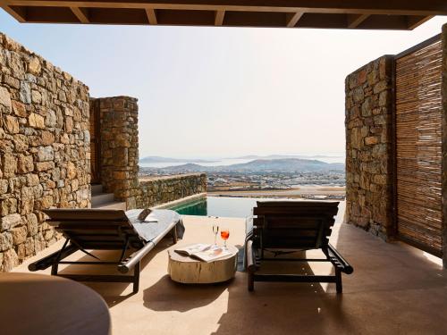 Mykonos Rocks Villas & Suites – Mykonos, UT