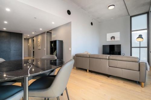 Comfy 2BA 2BR Kingston Foreshore Apartment