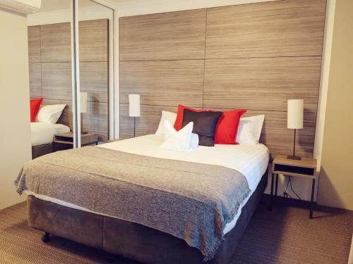 Exquisite Apartment at Citys Doorstep - Hosted by Canstay in Turner