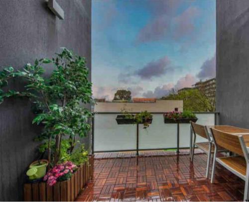 Erkély/terasz, Plush Apt in Turner with Free Parking and Wifi - Hosted by Canstay in Turner