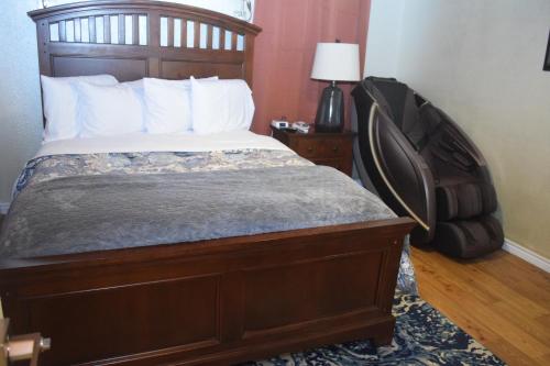 Home away from Home No City Tax in San Antonio, USA