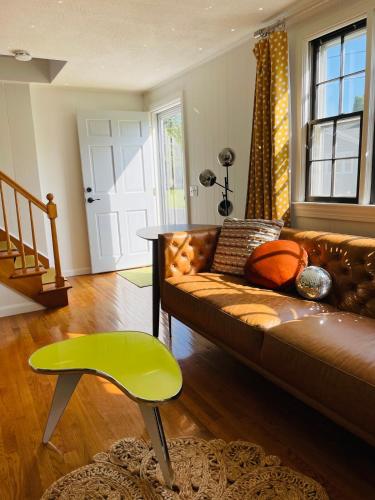 Groovy escape steps from the beach, a must sea! Groovy escape steps from the beach, a must sea!