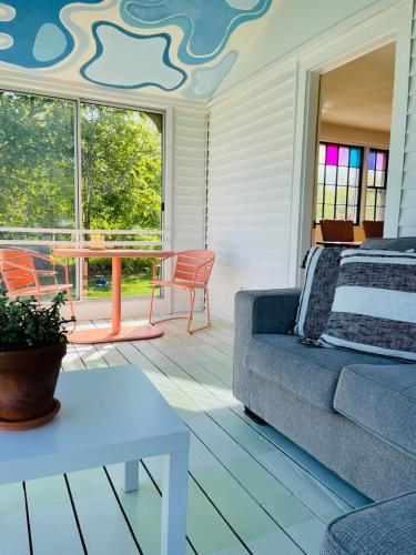 Groovy escape steps from the beach, a must sea! Groovy escape steps from the beach, a must sea!